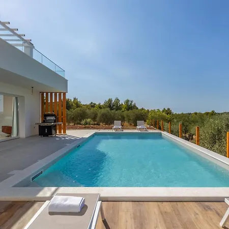 Santa Lucia Zadarvillas * טוראני
